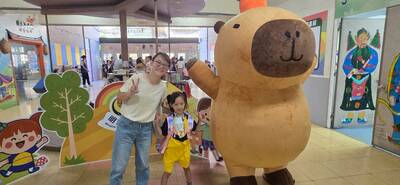 LINE_ALBUM_新生開學日第四站主場景照片_260909_12圖片