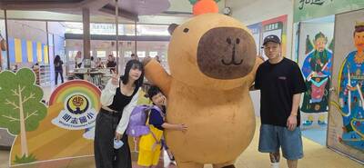LINE_ALBUM_新生開學日第四站主場景照片_260909_7圖片