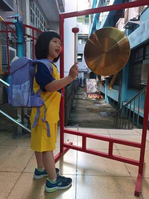 LINE_ALBUM_新生入學-敲智慧鑼_260908_38圖片