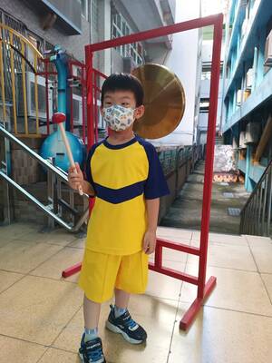 LINE_ALBUM_新生入學-敲智慧鑼_260908_48圖片