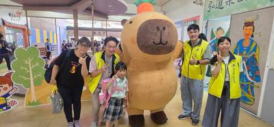 LINE_ALBUM_新生開學日第四站主場景照片_260909_39圖片