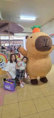 LINE_ALBUM_新生開學日第四站主場景照片_260909_44圖片