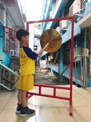LINE_ALBUM_新生入學-敲智慧鑼_260908_1圖片