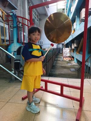 LINE_ALBUM_新生入學-敲智慧鑼_260908_51圖片