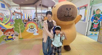 LINE_ALBUM_新生開學日第四站主場景照片_260909_74圖片