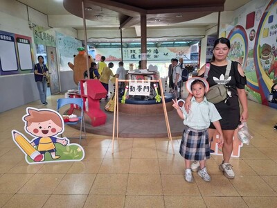 LINE_ALBUM_新生入學活動_260909_16圖片
